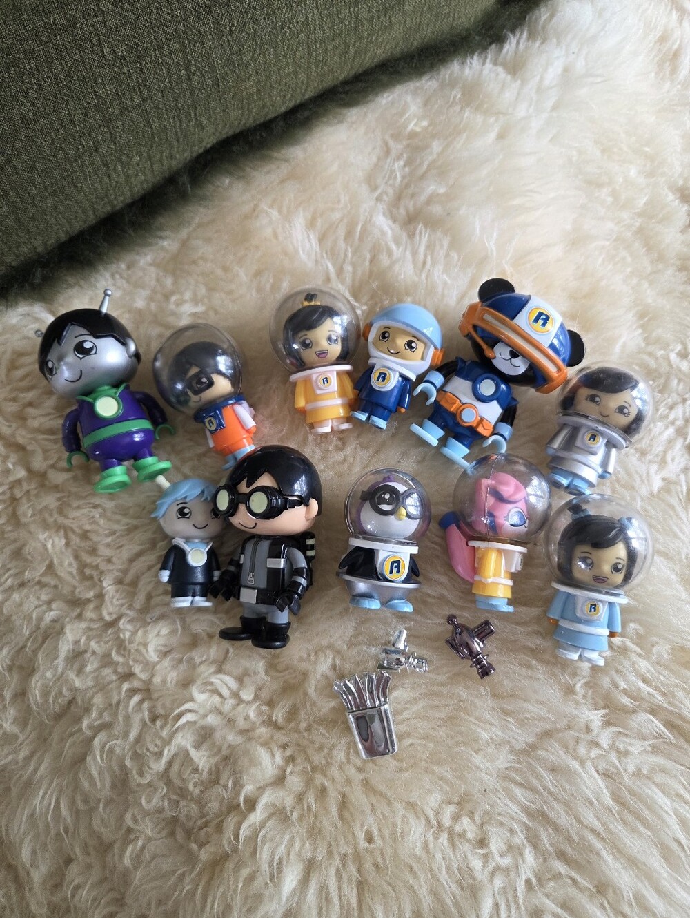Ryan's World Galaxy Explorers Space Mini Figures Lot of 10 Astronauts & Accessor
